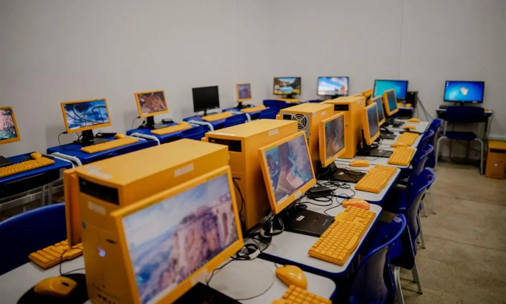 Os interessados devem observar os critérios dos editais e reunir a documentação exigida para efetivar a inscrição (Foto: Paulo de Tarso/ Pref. de Anápolis)