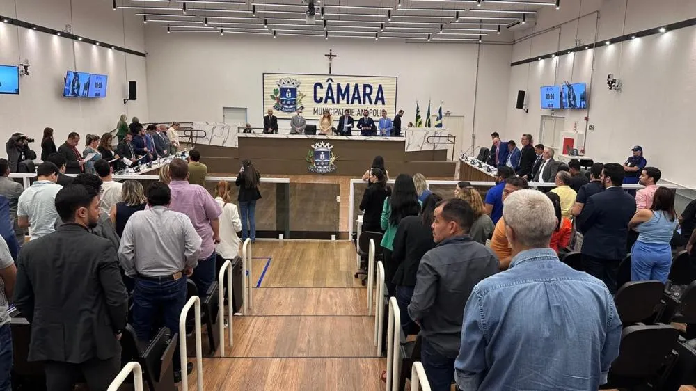 Câmara de Anápolis anuncia redução da verba de gabinete e cortes nas diárias a partir de março
