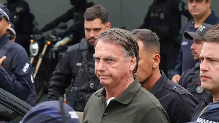 Ronaldo Caiado diz que prisão de Bolsonaro é ‘tentativa de envergar sua dignidade’