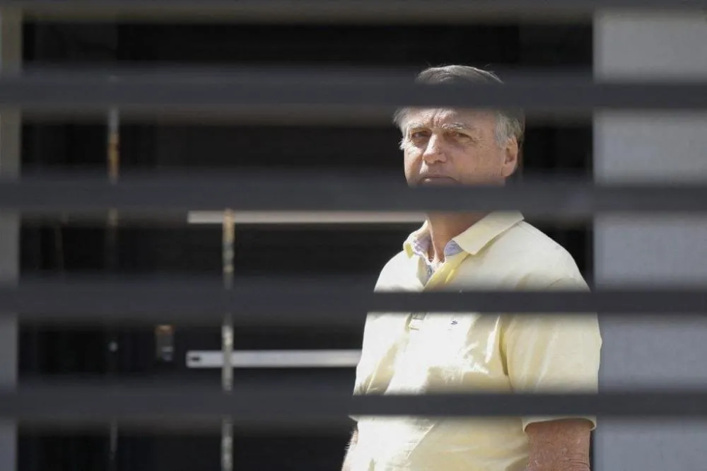 Jair Bolsonaro, considerado líder na trama do golpe, foi condenado a 27 anos e 3 meses de prisão | Crédito: Foto: Sergio Lima/AFP