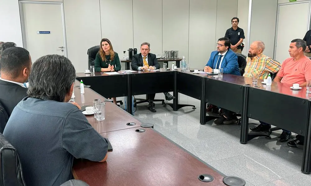Trabalhadores do transporte coletivo de Anápolis suspendem paralisação e aguardam nova rodada de negociação