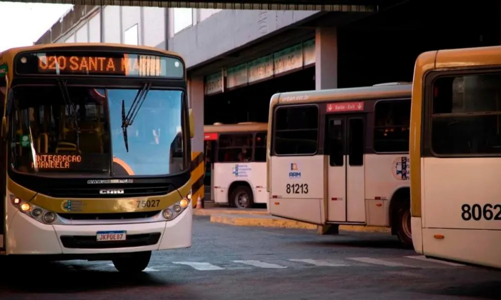  Acordo no TRT garante reajuste salarial e novos benefícios a rodoviários de Anápolis